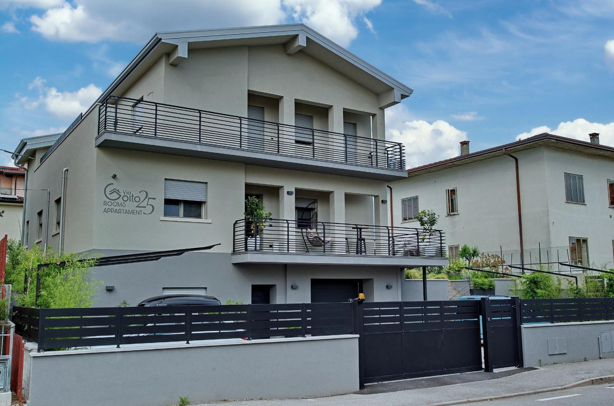 Via Goito 25 Rooms & Apartment Peschiera del Garda Exteriér fotografie