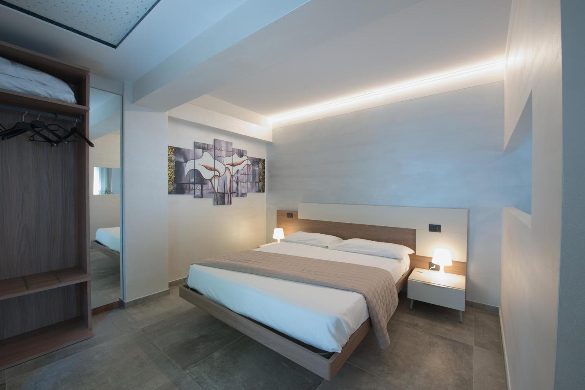 Via Goito 25 Rooms & Apartment Peschiera del Garda Exteriér fotografie