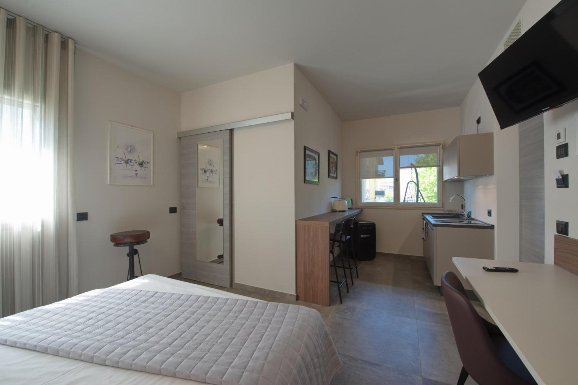 Via Goito 25 Rooms & Apartment Peschiera del Garda Exteriér fotografie
