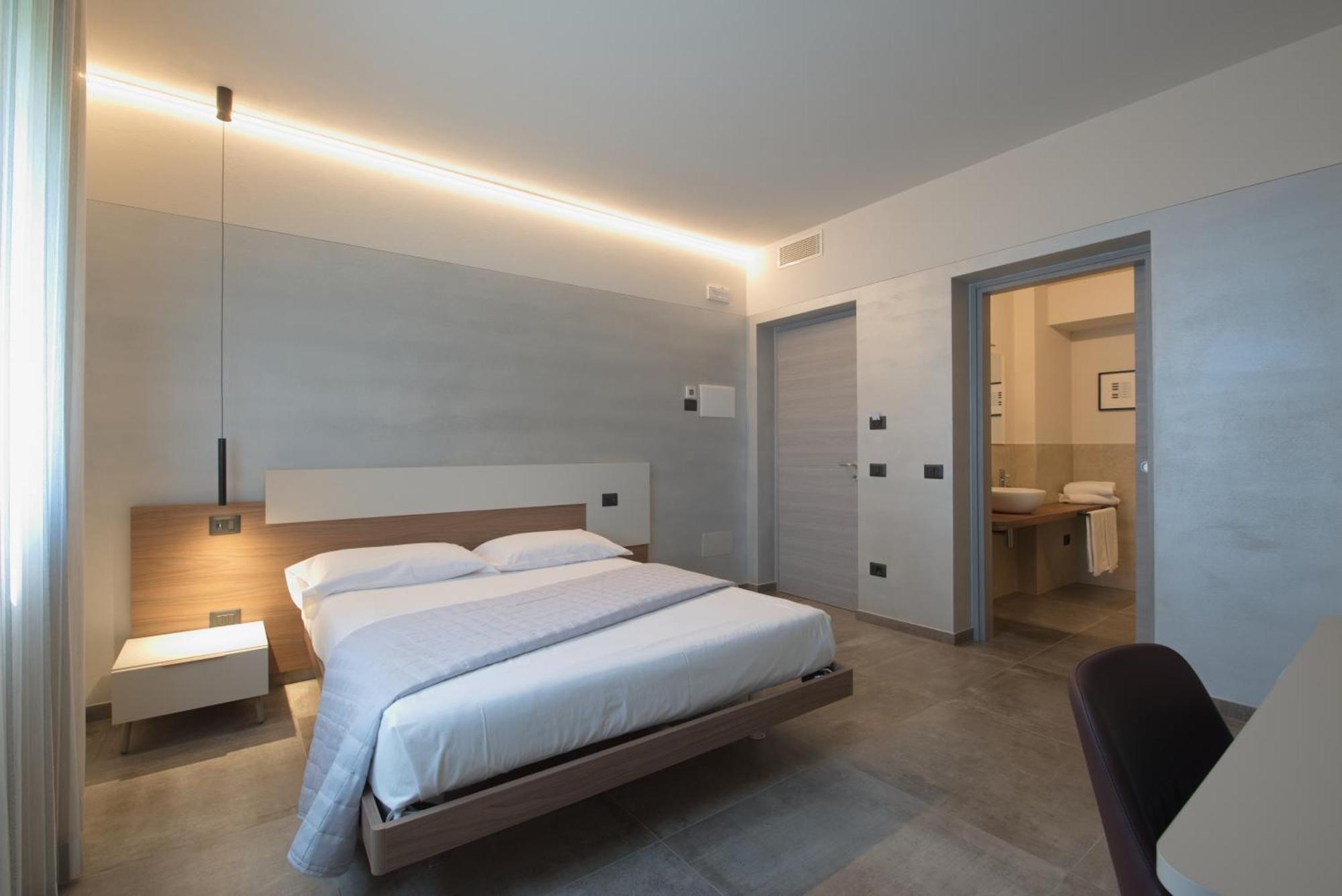 Via Goito 25 Rooms & Apartment Peschiera del Garda Exteriér fotografie
